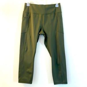 Avia Capri Workout Pants